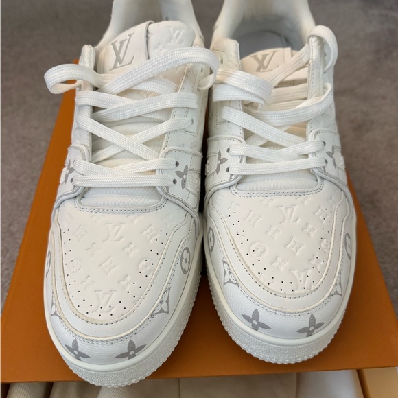 Louis Vuitton White Sneakers - Picture 3 of 9